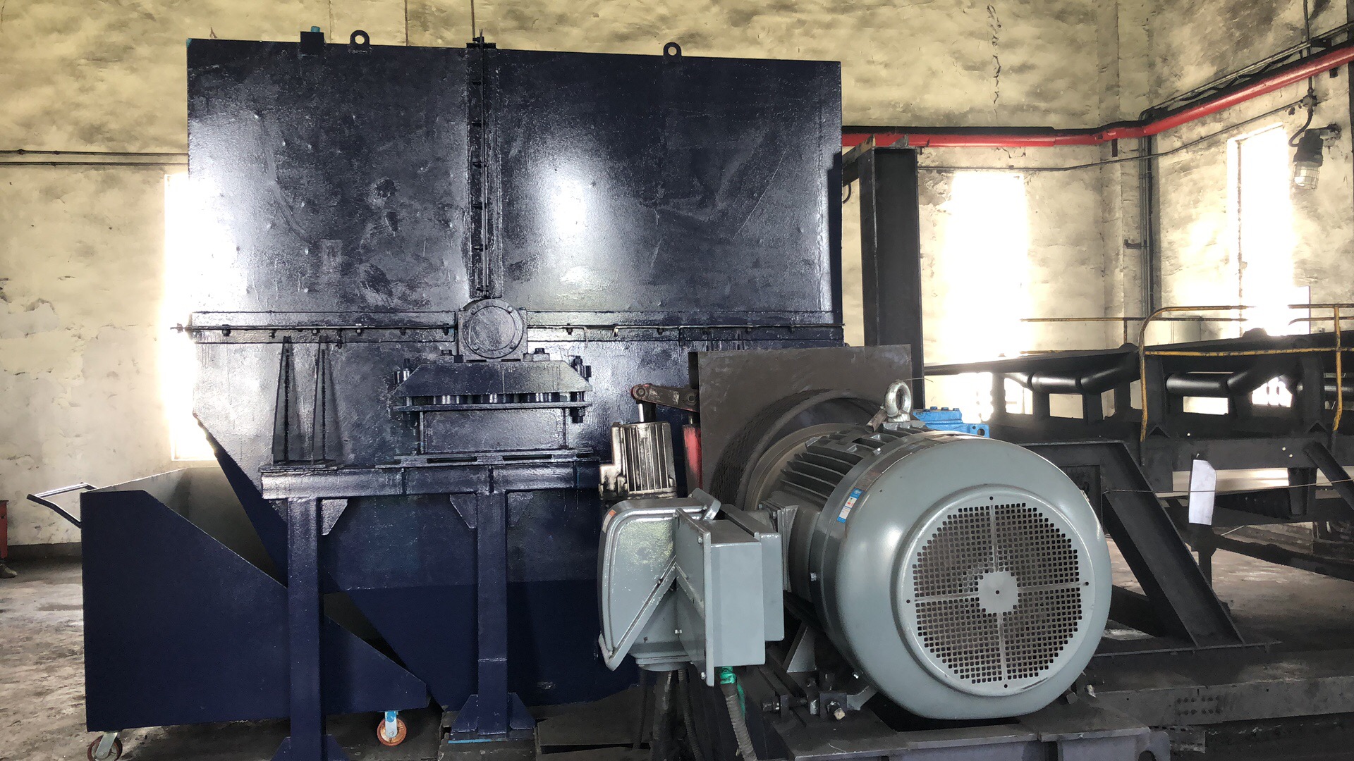 實(shí)聯(lián)化工除雜物機(jī)項(xiàng)目臨時(shí)試車(chē)一次成功 實(shí)聯(lián)化工除雜物機(jī)項(xiàng)目臨時(shí)試車(chē)一次成功