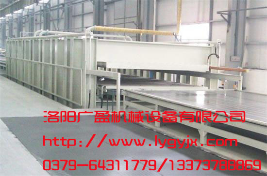 1576894335155678.jpg 冷藏車廂板熱壓機水印.jpg